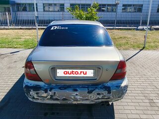 1998 Hyundai Sonata III Рестайлинг, золотистый, 190000 рублей, вид 2