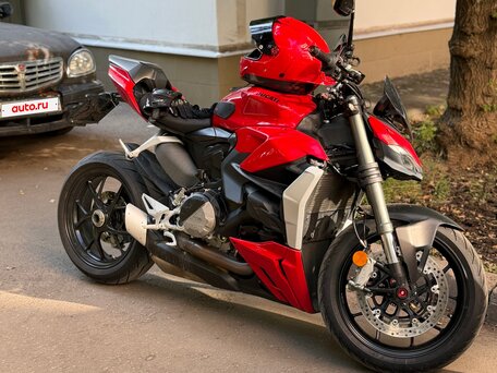 2022 Ducati Streetfighter V2, красный, 1348000 рублей, вид 3