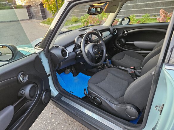 2011 Mini Hatch One II (R56) Рестайлинг, голубой, 830000 рублей - вид 14