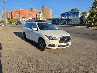 2017 Infiniti QX60 I Рестайлинг, белый, 2299000 рублей, вид 4