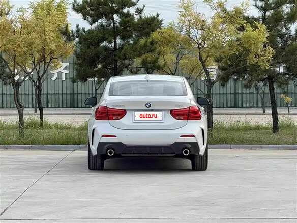 2023 BMW 1 серии 120i III (F52) Рестайлинг, белый, 1600999 рублей - вид 4