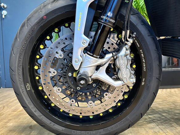 2019 MV Agusta Dragster 800, серый, 1250000 рублей - вид 14