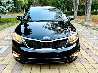 2016 Kia Rio III Рестайлинг, чёрный, 1100000 рублей, вид 3