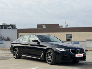 2022 BMW 5 серии 520i VII (G30/G31/G38) Рестайлинг, синий, 5900000 рублей, вид 3