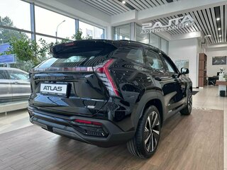 2026 Geely Atlas II, чёрный, 3449990 рублей, вид 4