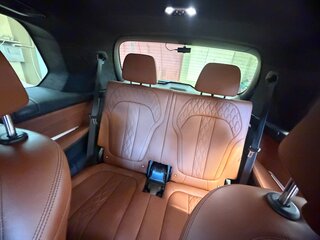 2022 BMW X7 40d I (G07), белый, 8500000 рублей, вид 5