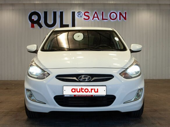 2011 Hyundai Solaris I, белый - вид 3