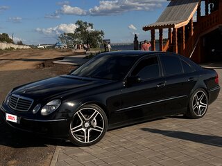 2005 Mercedes-Benz E-Класс 200 III (W211, S211), чёрный, 850000 рублей, вид 3