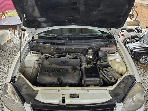 2009 Lada (ВАЗ) Priora I, белый, 355000 рублей - вид 8
