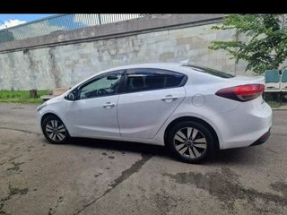 2018 Kia Cerato III Рестайлинг (Classic), белый, 850000 рублей, вид 3