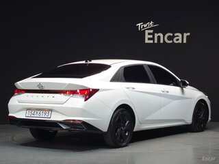 2023 Hyundai Avante VII, белый, 1700000 рублей, вид 4