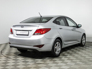 2016 Hyundai Solaris I Рестайлинг, серебристый, 899700 рублей, вид 5