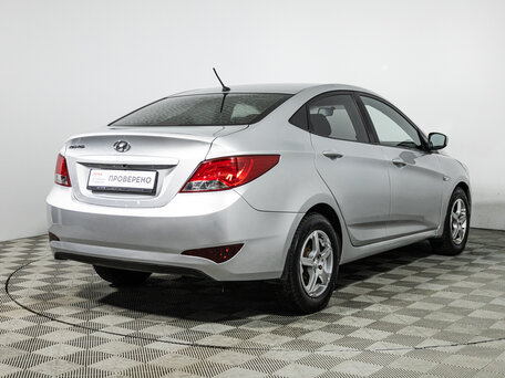 2016 Hyundai Solaris I Рестайлинг, серебристый, 899700 рублей, вид 5
