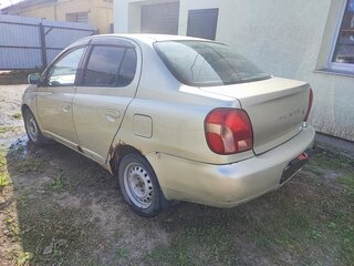 2000 Toyota Platz, золотистый, 270000 рублей, вид 5