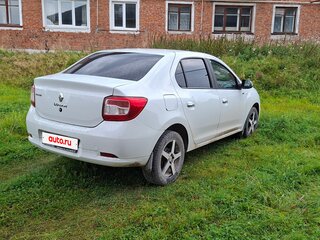 2017 Renault Logan II, белый, 800000 рублей, вид 4