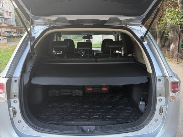 2012 Mitsubishi Outlander III, серебристый, 1320000 рублей - вид 4