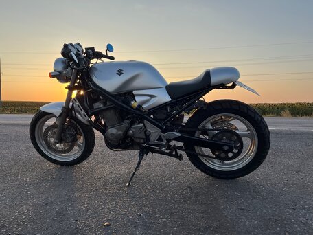 1991 Suzuki Bandit GSF 400, серебристый, 350000 рублей, вид 2