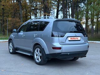2008 Mitsubishi Outlander II, серый, 1050000 рублей, вид 4