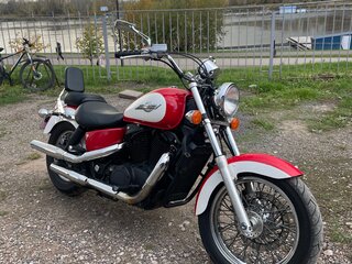 1997 Honda VT 1100, красный, 380000 рублей, вид 1