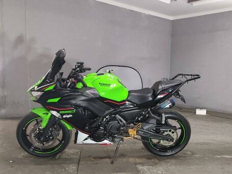 2021 Kawasaki Ninja 650, зелёный, 797000 рублей, вид 1