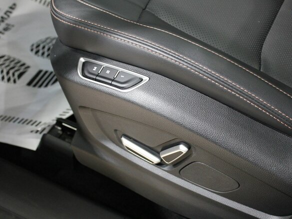 2024 Geely Okavango I Рестайлинг, серый - вид 11