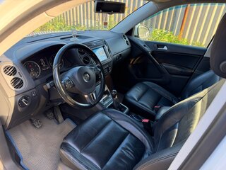 2015 Volkswagen Tiguan I Рестайлинг, белый, 1100000 рублей, вид 5