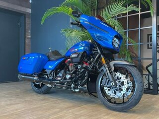 2026 Harley-Davidson CVO Street Glide ST, серый, 6500000 рублей, вид 5