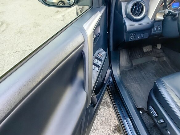 2013 Toyota RAV4 IV (XA40), чёрный, 2000000 рублей - вид 13
