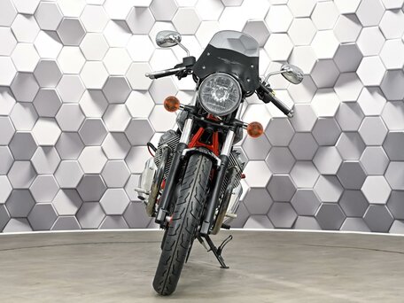 2011 Moto Guzzi V 7, чёрный, 437000 рублей, вид 5