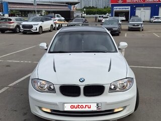 2010 BMW 1 серии 118i I (E81/E82/E87/E88) Рестайлинг, чёрный, 800000 рублей, вид 3