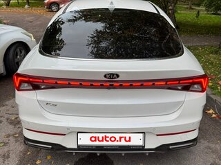 2021 Kia K5 III, белый, 2200000 рублей, вид 3