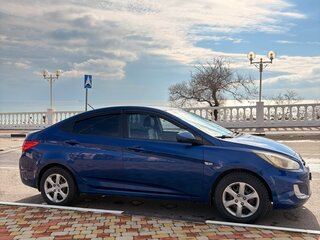 2012 Hyundai Solaris I, синий, 520000 рублей, вид 4