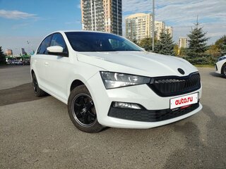 2022 Skoda Rapid II, белый, 1600000 рублей, вид 3