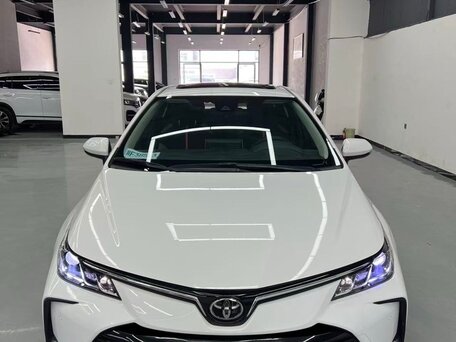 2022 Toyota Corolla XII (E210), белый, 1649000 рублей, вид 1