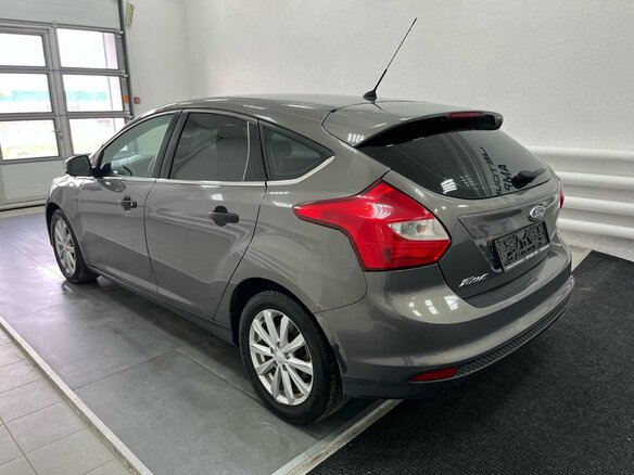 2013 Ford Focus III, коричневый, 699000 рублей - вид 5