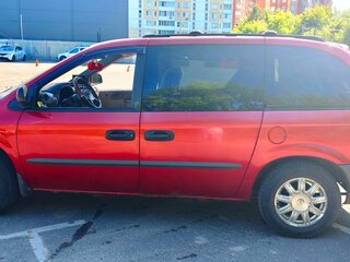 2002 Dodge Caravan 4-speed IV, красный, 666666 рублей, вид 4