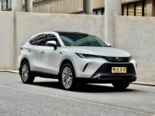 2023 Toyota Harrier IV (XU80), белый, 4350000 рублей, вид 3