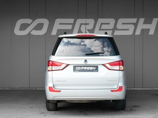 2013 SsangYong Stavic, серебристый, 1325000 рублей, вид 4
