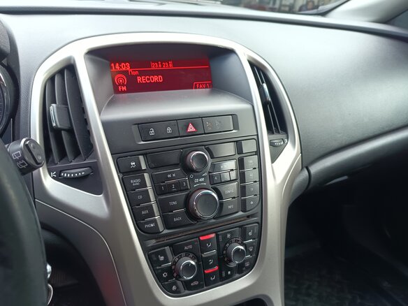 2011 Opel Astra J, чёрный, 355500 рублей - вид 10