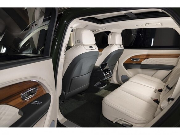 2023 Bentley Bentayga EWB I Рестайлинг, зелёный, 26000000 рублей - вид 20