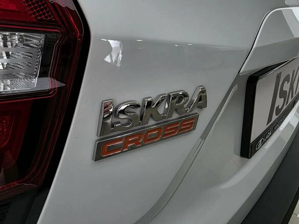 2026 Lada (ВАЗ) Iskra SW Cross, белый, 1827000 рублей - вид 8