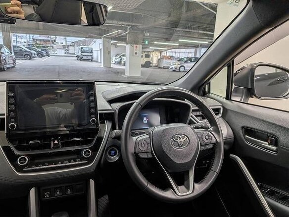 2022 Toyota Corolla Cross I, чёрный, 1769017 рублей - вид 11