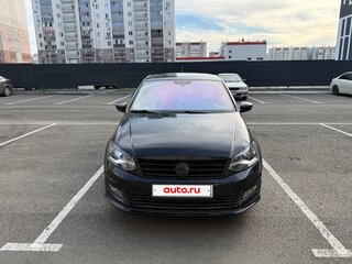 2018 Volkswagen Polo V Рестайлинг, чёрный, 1200000 рублей, вид 1