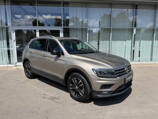 2019 Volkswagen Tiguan II, бежевый, 2390000 рублей, вид 3