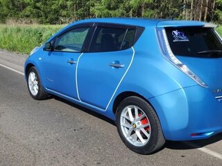 2011 Nissan Leaf I (ZE0/AZE0), голубой, 600000 рублей, вид 5