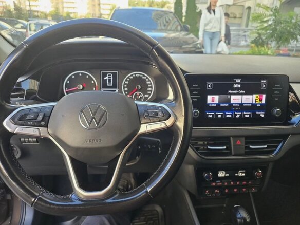 2022 Volkswagen Polo VI, коричневый, 1700000 рублей - вид 7