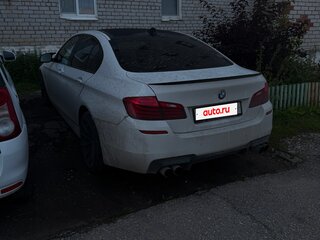 2013 BMW 5 серии 520i VI (F10/F11/F07), белый, 2000000 рублей, вид 4