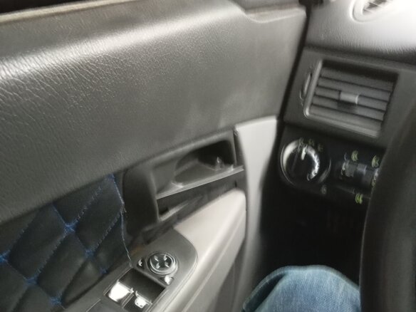 2008 Lada (ВАЗ) Priora I, чёрный, 100000 рублей - вид 6