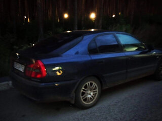 2002 Mitsubishi Carisma I Рестайлинг, синий, 350000 рублей, вид 4