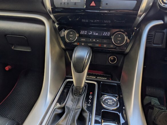 2018 Mitsubishi Eclipse Cross I, красный, 2150000 рублей - вид 10